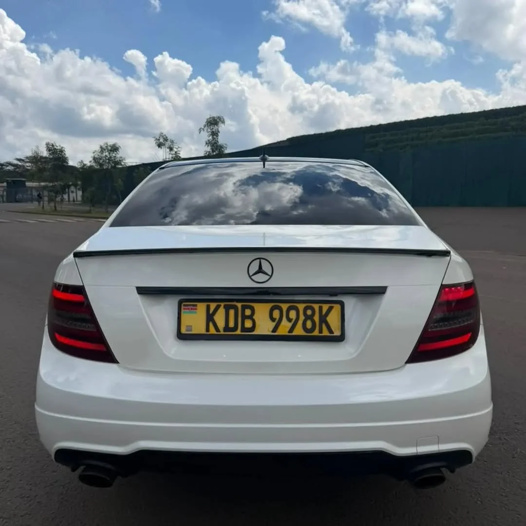 Mercedes Benz c200 avant-garde 😲 QUICK SALE. Cars from 150K, 30% Deposit lipa pole pole. Hire purchase installments HP. UpTo 70% financing/finance NO CRB STATUS CHECK Trade in OK