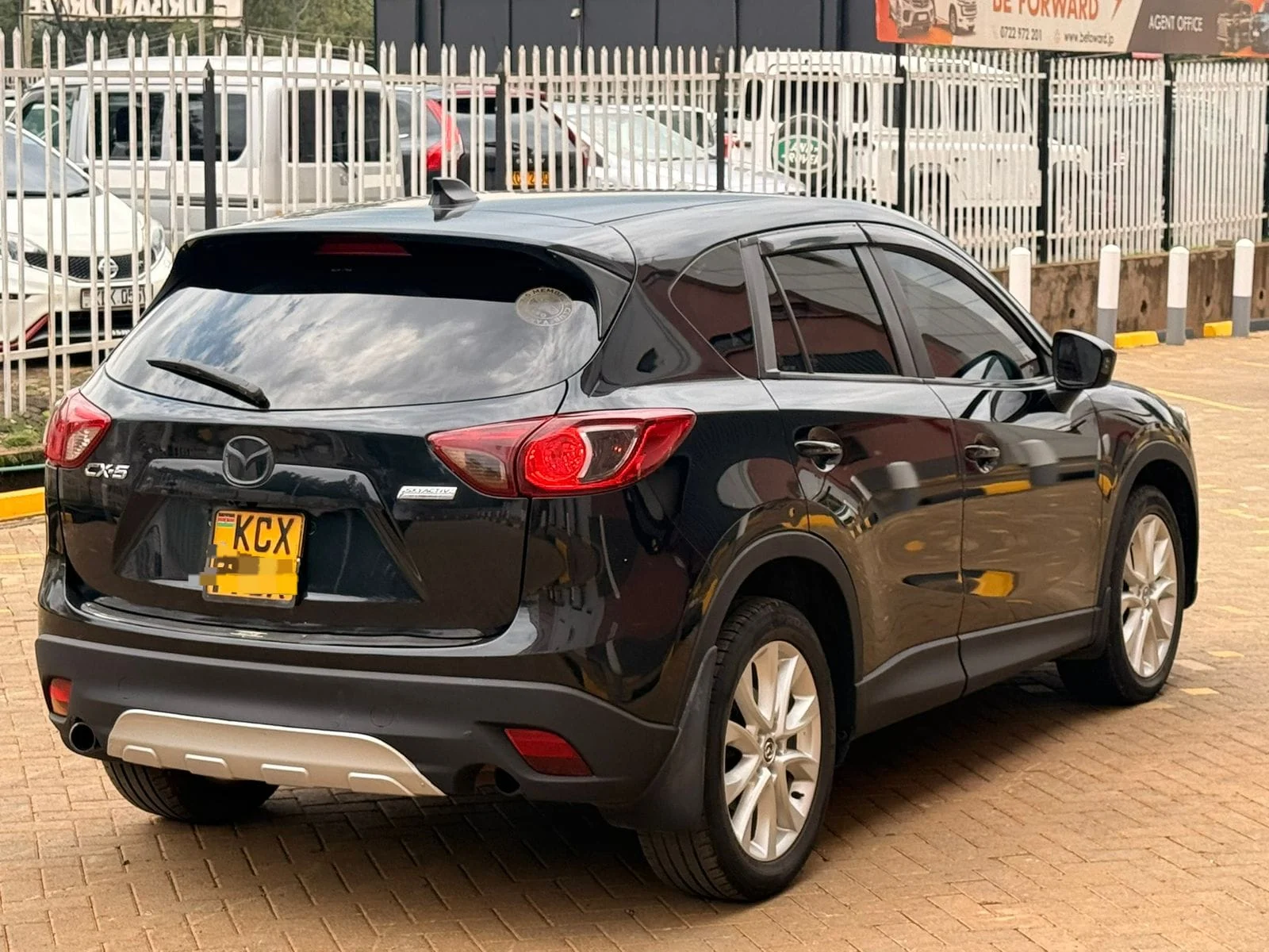 Mazda CX5 with SUNROOF 😲 QUICK SALE. Cars from 150K, 30% Deposit lipa pole pole. Hire purchase installments HP. UpTo 70% financing/finance NO CRB STATUS CHECK Trade in OK