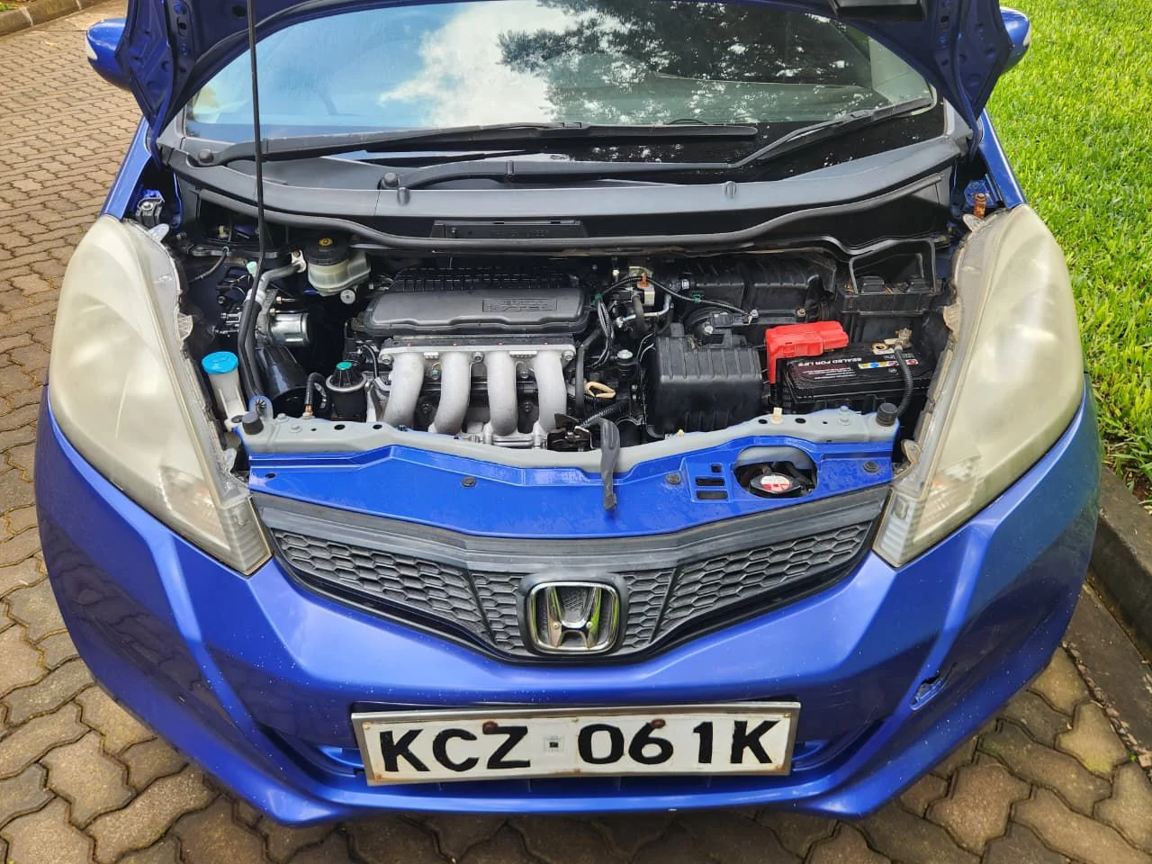 Honda fit QUICK SALE 😲. Cars from 150K, 30% Deposit lipa pole pole. Hire purchase installments HP. UpTo 70% financing/finance NO CRB STATUS CHECK Trade in OK
