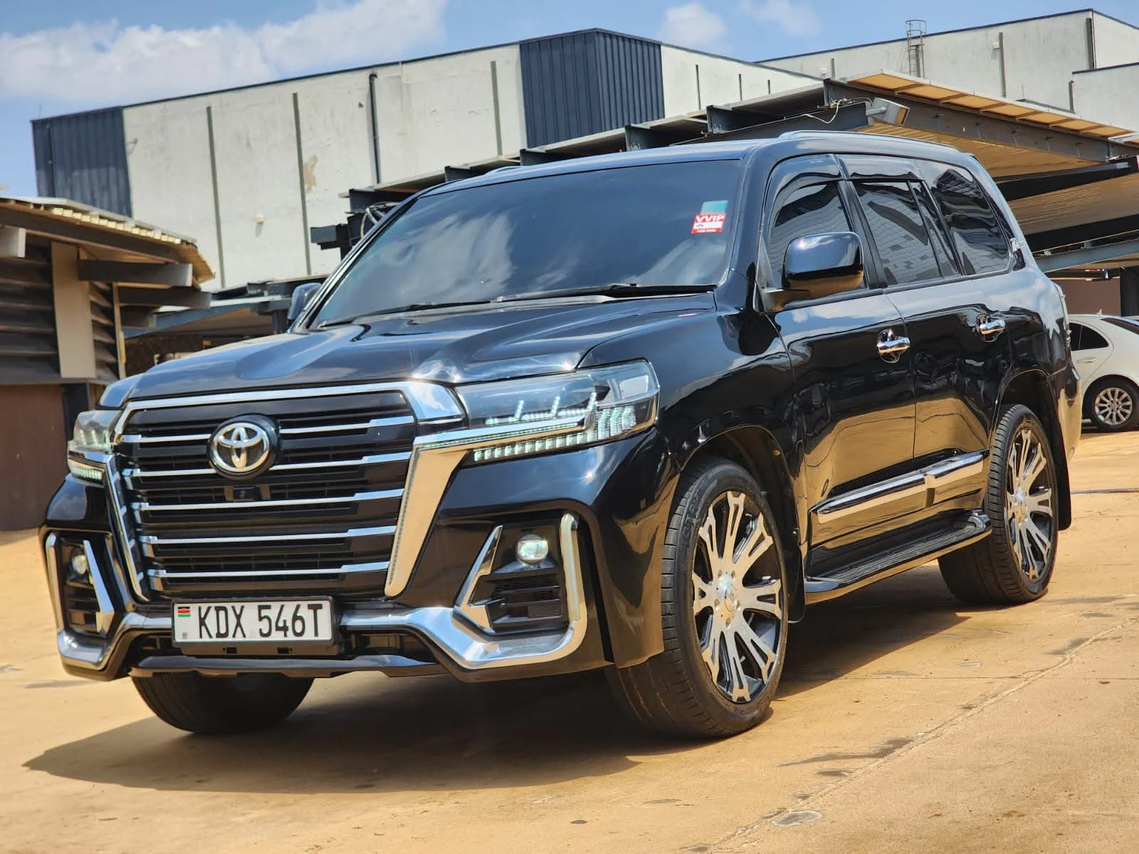 Toyota Land Cruiser V8 Facelift 😲 💪 Fully Loaded QUICK SALE. Cars from 150K, 30% Deposit lipa pole pole. Hire purchase installments HP Car IMPORT 0% DEPOSIT. UpTo 70% financing/finance NO CRB STATUS CHECK Trade in OK