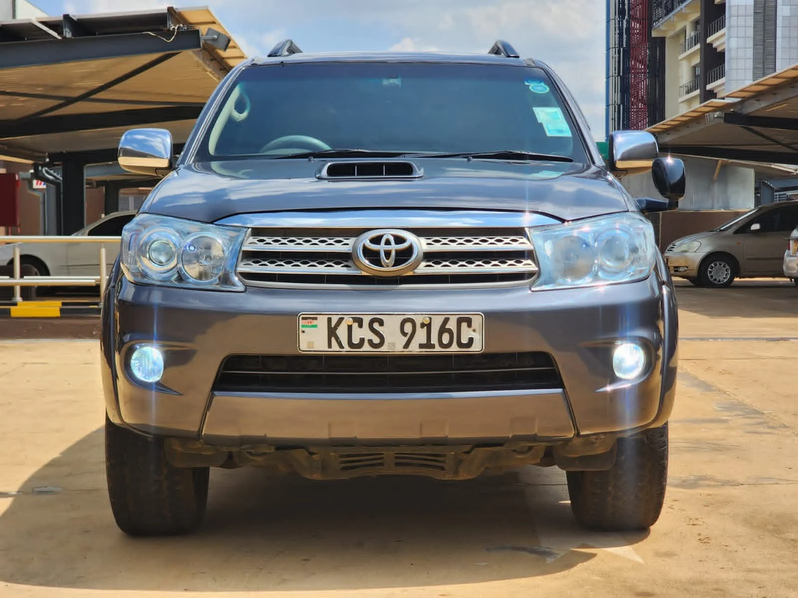 Toyota Fortuner Lady Owner Very Clean 😲 💪 Fully Loaded QUICK SALE. Cars from 150K, 30% Deposit lipa pole pole. Hire purchase installments HP Car IMPORT 0% DEPOSIT. UpTo 70% financing/finance NO CRB STATUS CHECK Trade in OK