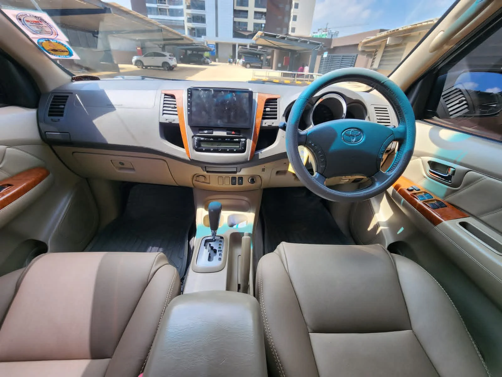 Toyota Fortuner Lady Owner Very Clean 😲 💪 Fully Loaded QUICK SALE. Cars from 150K, 30% Deposit lipa pole pole. Hire purchase installments HP Car IMPORT 0% DEPOSIT. UpTo 70% financing/finance NO CRB STATUS CHECK Trade in OK