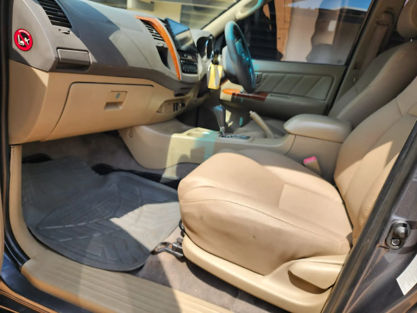 Toyota Fortuner Lady Owner Very Clean 😲 💪 Fully Loaded QUICK SALE. Cars from 150K, 30% Deposit lipa pole pole. Hire purchase installments HP Car IMPORT 0% DEPOSIT. UpTo 70% financing/finance NO CRB STATUS CHECK Trade in OK