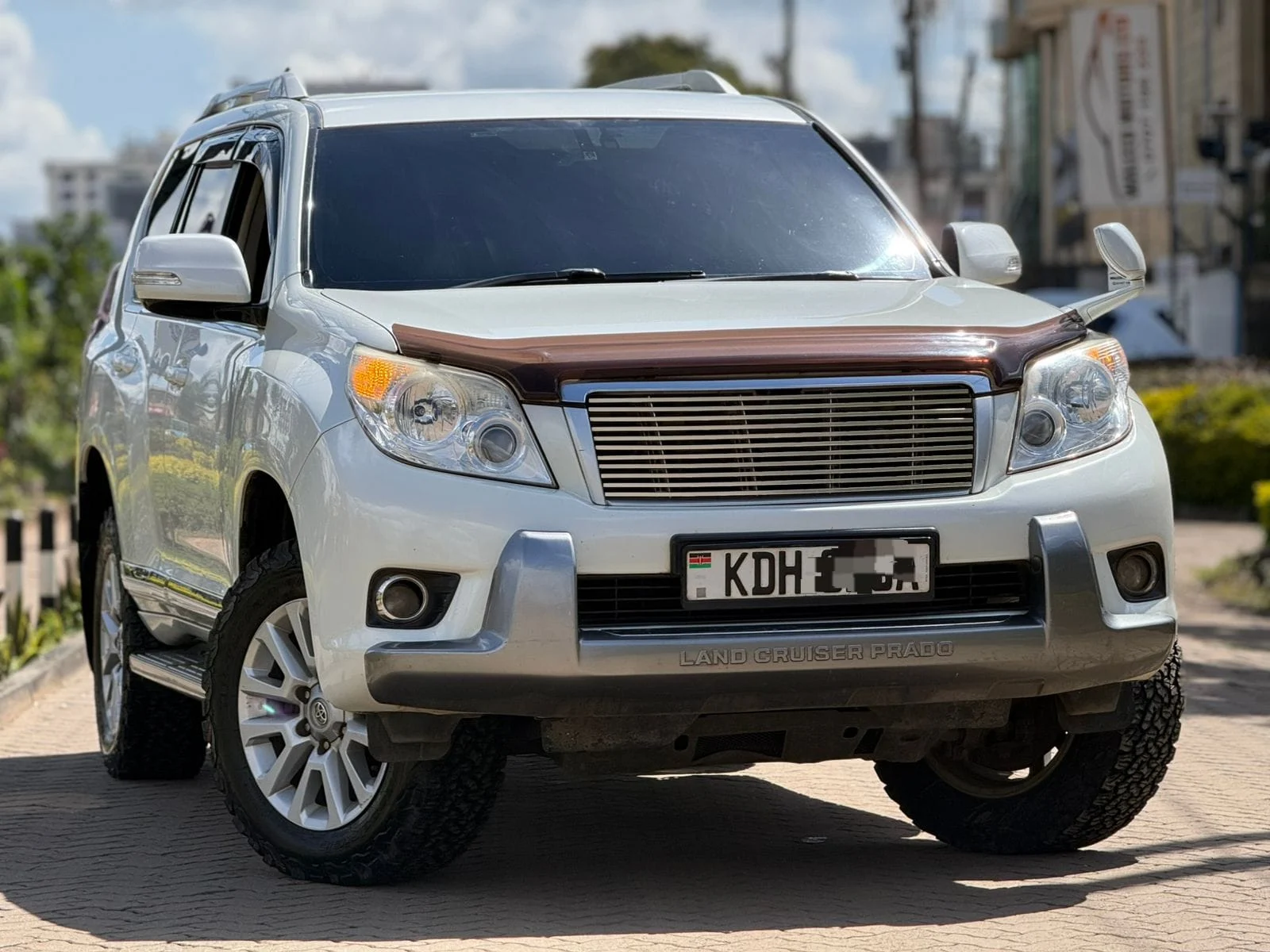 Toyota Landcruiser Prado 4000cc Very clean 😲 💪 Fully Loaded QUICK SALE. Cars 4L from 150K, 30% Deposit lipa pole pole. Hire purchase installments HP Car IMPORT 0% DEPOSIT. UpTo 70% financing/finance NO CRB STATUS CHECK Trade in OK