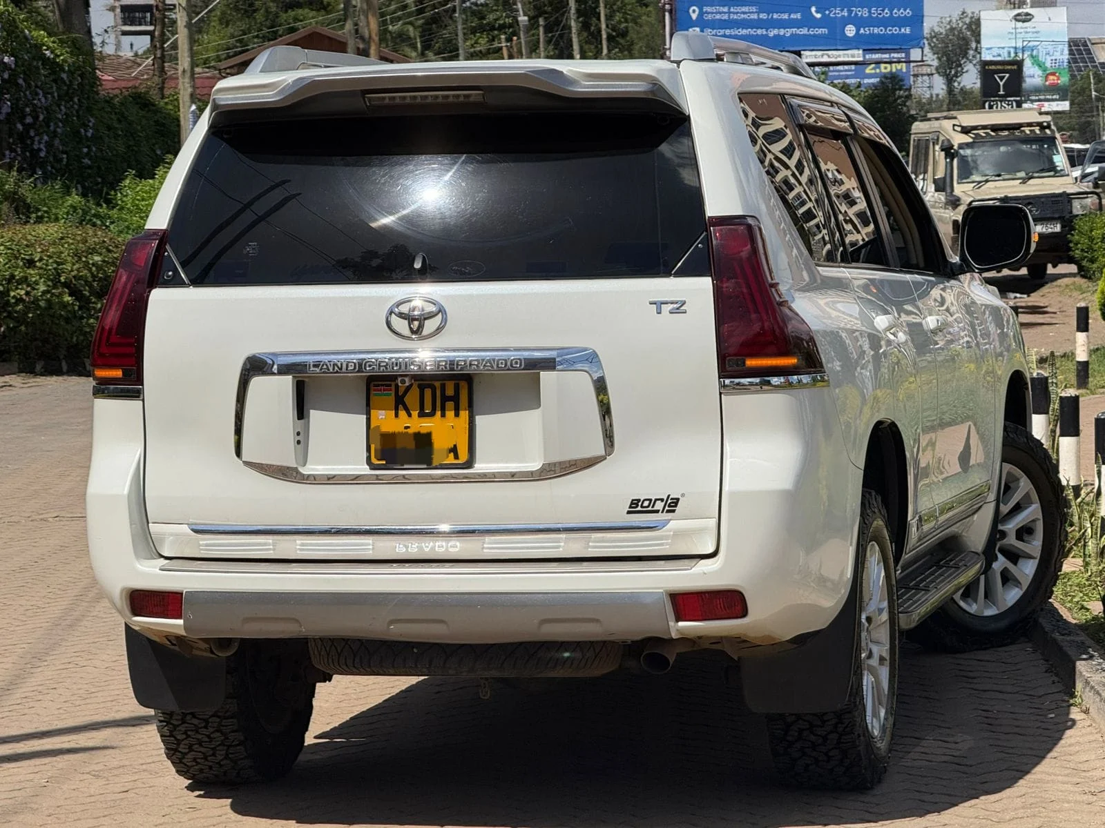 Toyota Landcruiser Prado 4000cc Very clean 😲 💪 Fully Loaded QUICK SALE. Cars 4L from 150K, 30% Deposit lipa pole pole. Hire purchase installments HP Car IMPORT 0% DEPOSIT. UpTo 70% financing/finance NO CRB STATUS CHECK Trade in OK