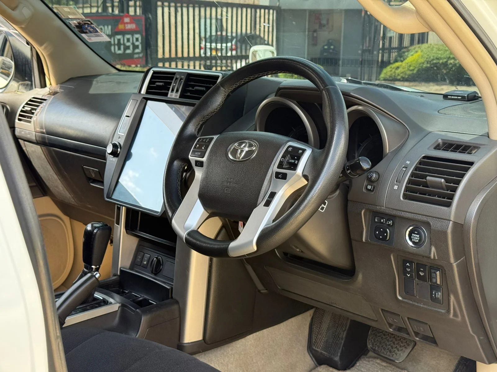 Toyota Landcruiser Prado 4000cc Very clean 😲 💪 Fully Loaded QUICK SALE. Cars 4L from 150K, 30% Deposit lipa pole pole. Hire purchase installments HP Car IMPORT 0% DEPOSIT. UpTo 70% financing/finance NO CRB STATUS CHECK Trade in OK