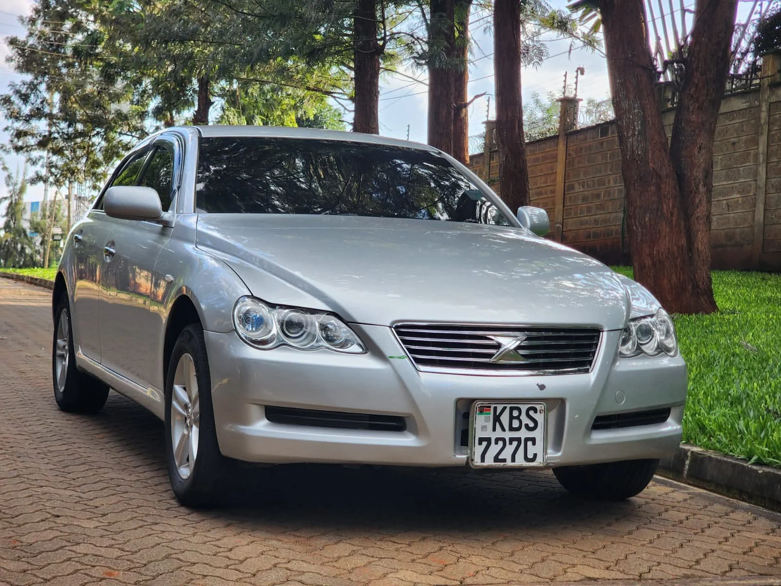 TOYOTA MARK X QUICK SALE 😲. Cars from 150K, 30% Deposit lipa pole pole. Hire purchase installments HP. UpTo 70% financing/finance NO CRB STATUS CHECK Trade in OK