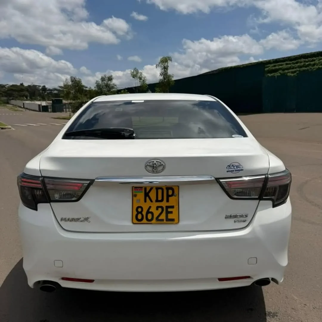 Toyota Mark X 30314kms Genuine mileage New Shape QUICK SALE 😲. Cars from 150K, 30% Deposit lipa pole pole. Hire purchase installments HP. UpTo 70% financing/finance NO CRB STATUS CHECK Trade in OK