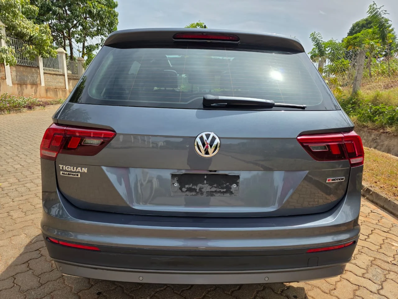 Volkswagen Tiguan VW Panoramic view sunroof New Shape New Arrival 😲 QUICK SALE. Cars from 150K, 30% Deposit lipa pole pole. Hire purchase installments HP. UpTo 70% financing/finance NO CRB STATUS CHECK Trade in OK