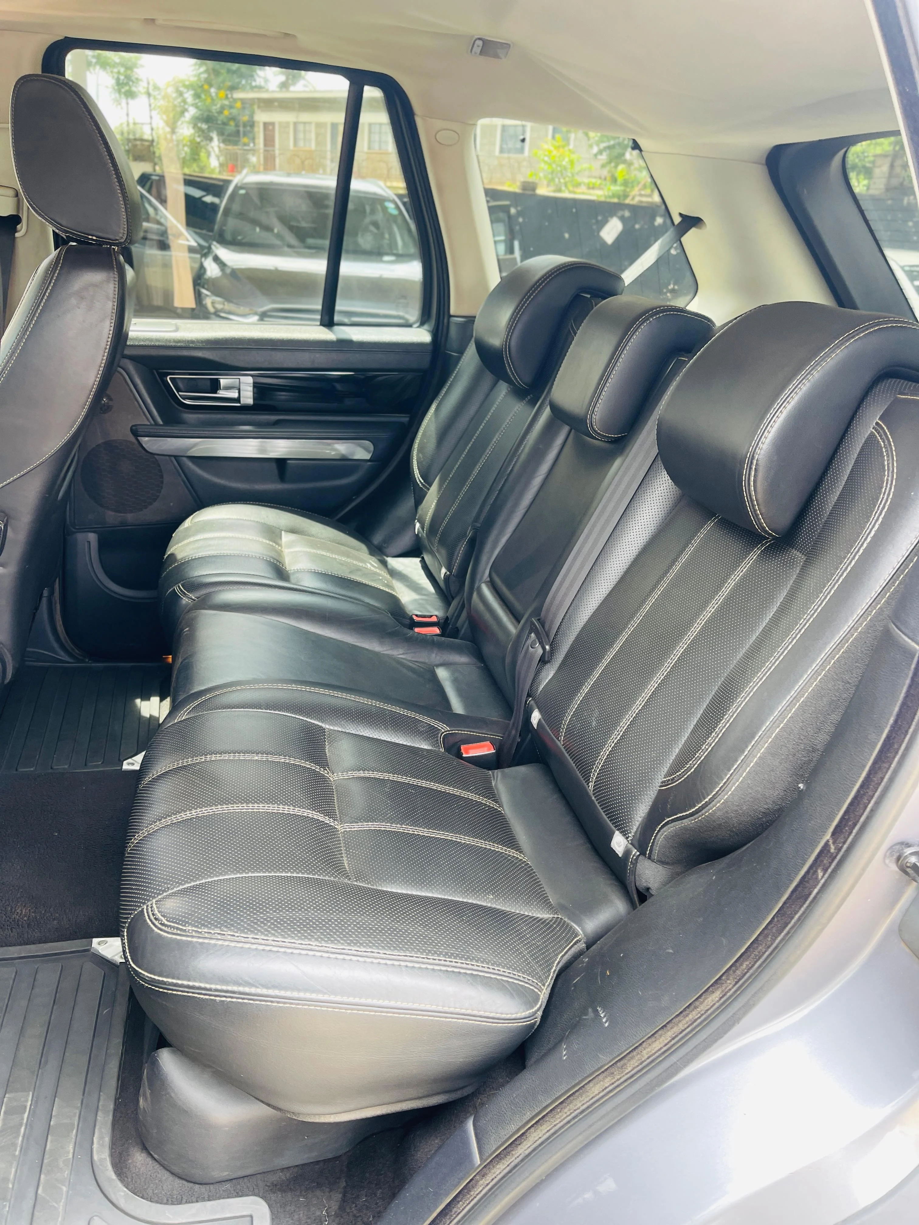 Range Rover Sport😲 💪 Fully Loaded QUICK SALE. Cars from 150K, 30% Deposit lipa pole pole. Hire purchase installments HP Car IMPORT 0% DEPOSIT. UpTo 70% financing/finance NO CRB STATUS CHECK Trade in OK
