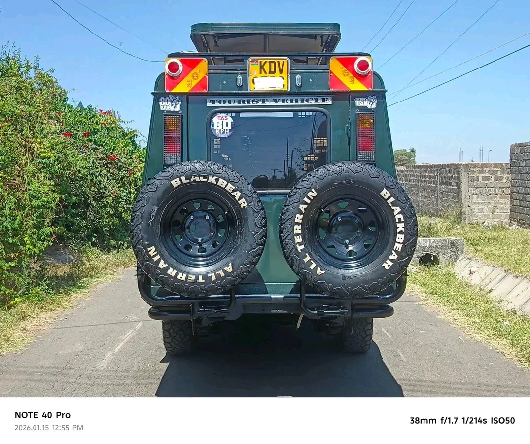 Toyota Land-Cruiser Tour Van Long chassis 😲 💪 Fully Loaded QUICK SALE. Cars from 150K, 30% Deposit lipa pole pole. Hire purchase installments HP Car IMPORT 0% DEPOSIT. UpTo 70% financing/finance NO CRB STATUS CHECK Trade in OK