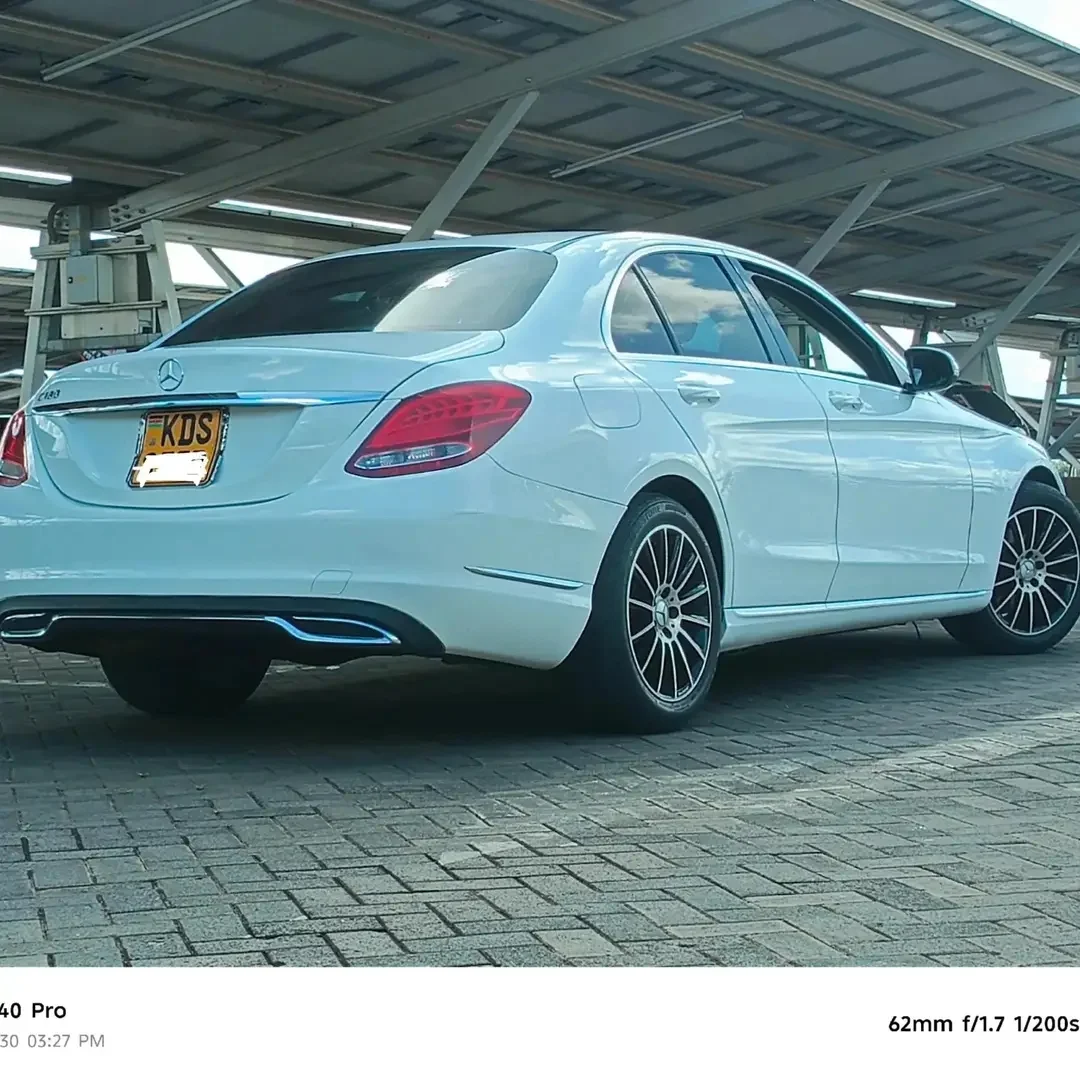 Mercedes Benz c180 New Shape QUICK SALE 😲. Cars from 150K, 30% Deposit lipa pole pole. Hire purchase installments HP. UpTo 70% financing/finance NO CRB STATUS CHECK Trade in OK