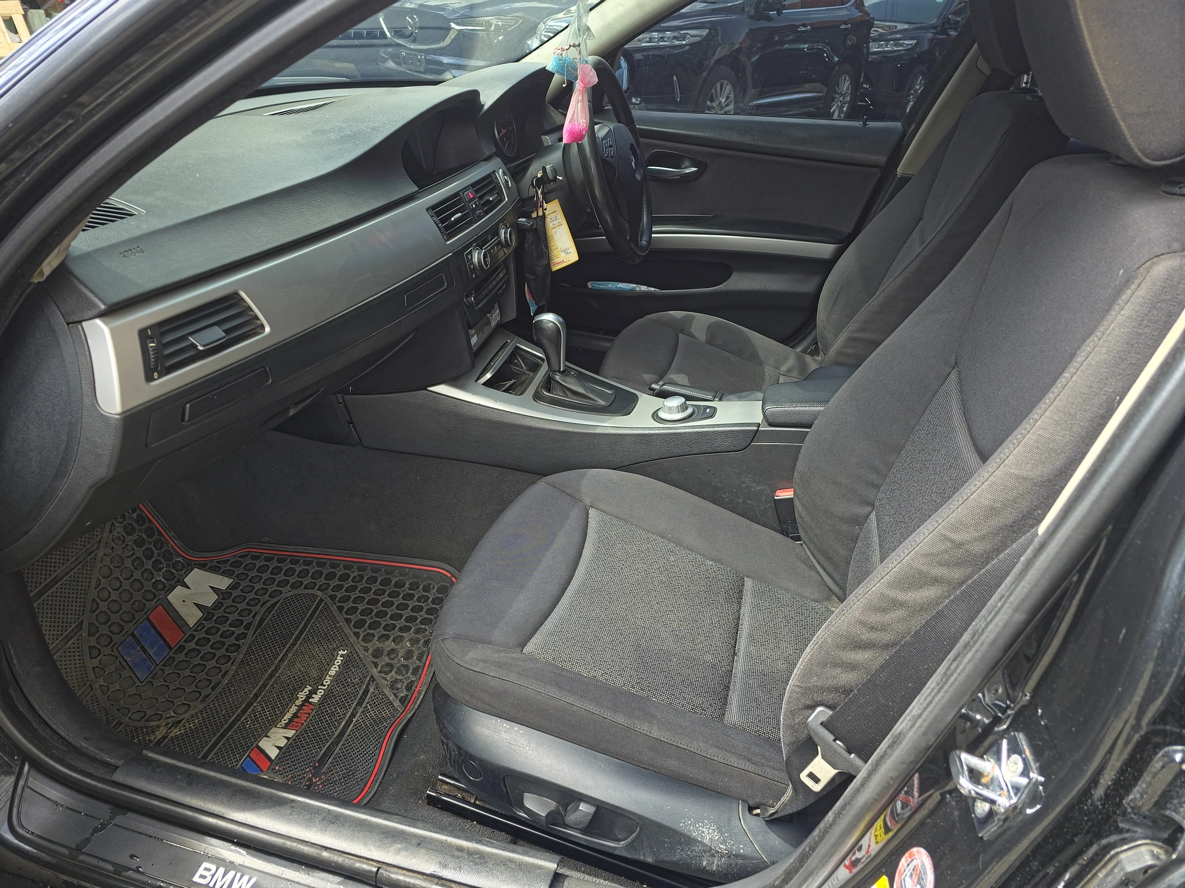 Bmw 320i QUICK SALE 😲. Cars from 150K, 30% Deposit lipa pole pole. Hire purchase installments HP. UpTo 70% financing/finance NO CRB STATUS CHECK Trade in OK
