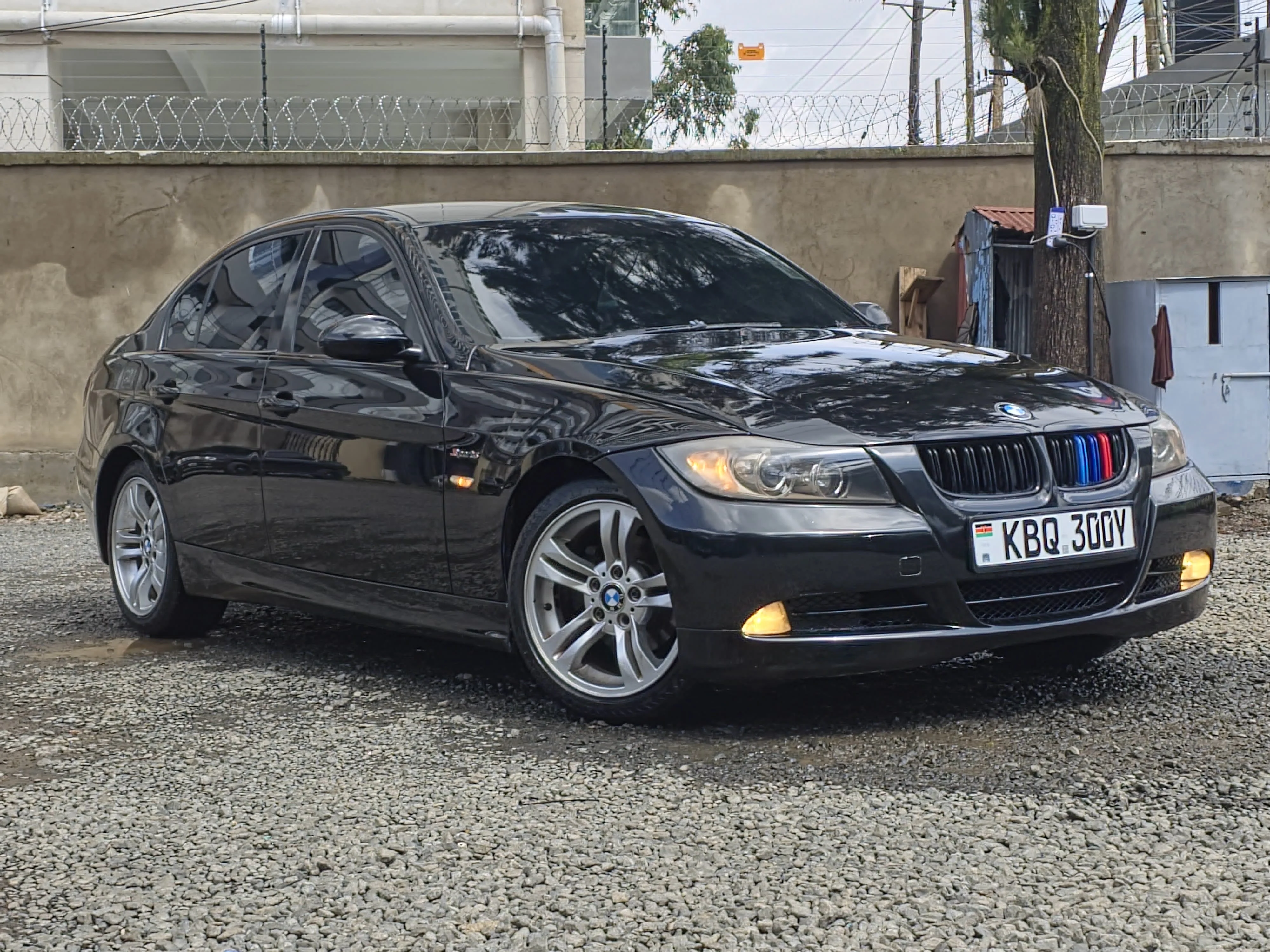 Bmw 320i QUICK SALE 😲. Cars from 150K, 30% Deposit lipa pole pole. Hire purchase installments HP. UpTo 70% financing/finance NO CRB STATUS CHECK Trade in OK