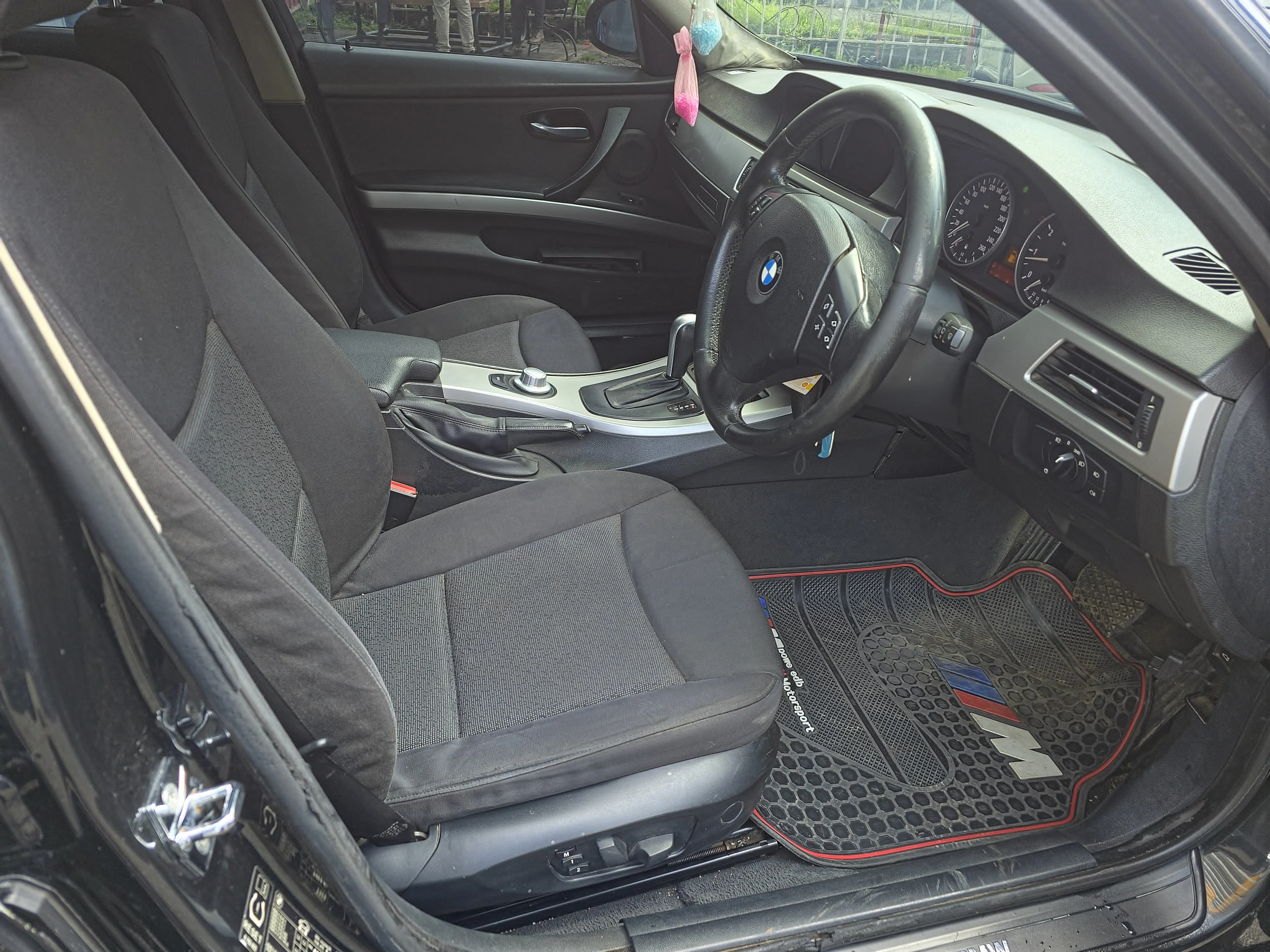 Bmw 320i QUICK SALE 😲. Cars from 150K, 30% Deposit lipa pole pole. Hire purchase installments HP. UpTo 70% financing/finance NO CRB STATUS CHECK Trade in OK