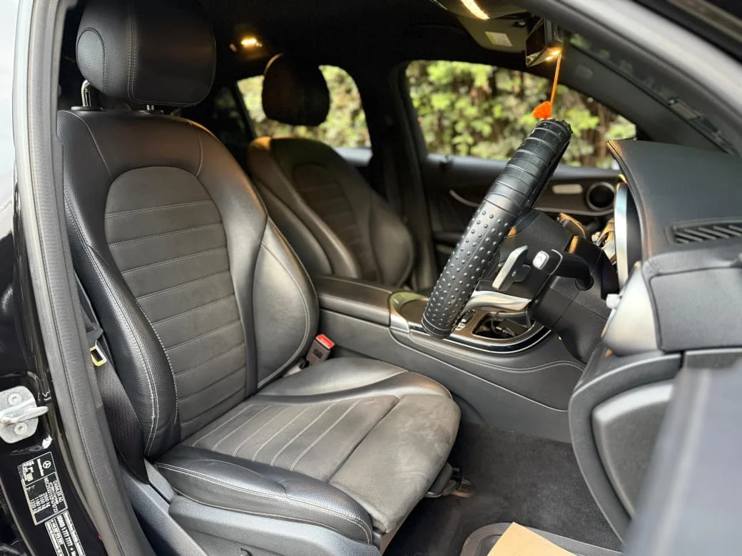 Mercedes Benz GLC 2020  QUICKEST SALE EVER! 😲 💪 Fully Loaded QUICK SALE. Cars from 150K, 30% Deposit lipa pole pole. Hire purchase installments HP Car IMPORT 0% DEPOSIT. UpTo 70% financing/finance NO CRB STATUS CHECK Trade in OK