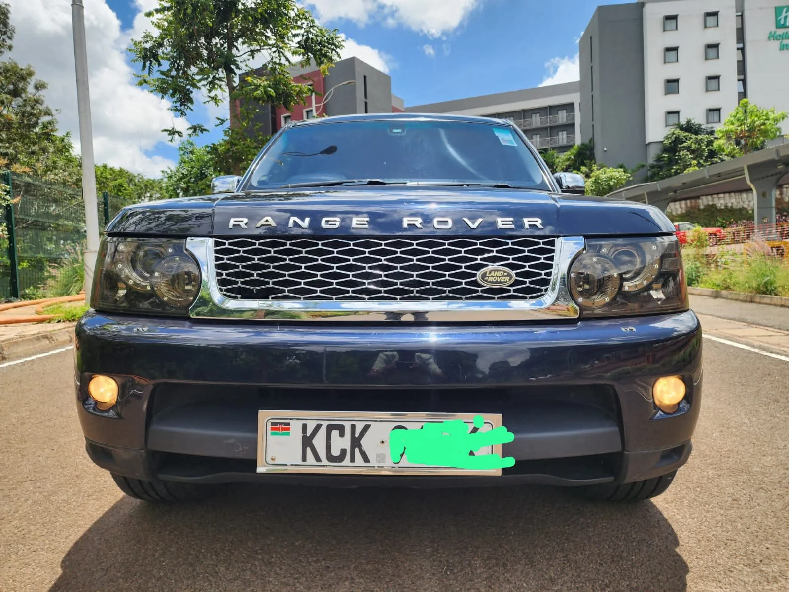 Land Rover Range Rover TDV8 Fully Loaded 2010 2.3M negotiable  😲 💪 Fully Loaded QUICK SALE. Cars from 150K, 30% Deposit lipa pole pole. Hire purchase installments HP Car IMPORT 0% DEPOSIT. UpTo 70% financing/finance NO CRB STATUS CHECK Trade in OK