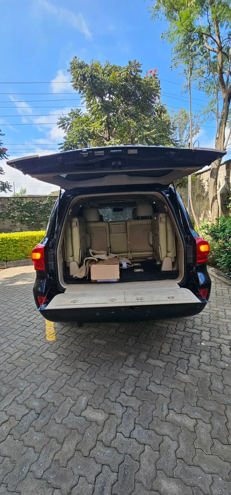 Toyota Land Cruiser V8 Sahara 😲 💪 Fully Loaded QUICK SALE. Cars from 150K, 30% Deposit lipa pole pole. Hire purchase installments HP Car IMPORT 0% DEPOSIT. UpTo 70% financing/finance NO CRB STATUS CHECK Trade in OK