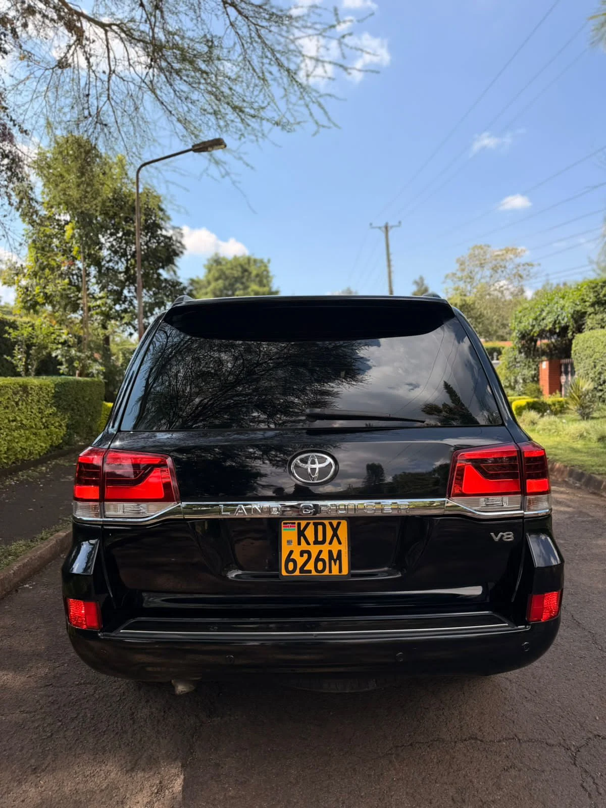 Toyota Land Cruiser V8 Very clean  😲 💪 Fully Loaded QUICK SALE. Cars from 150K, 30% Deposit lipa pole pole. Hire purchase installments HP Car IMPORT 0% DEPOSIT. UpTo 70% financing/finance NO CRB STATUS CHECK Trade in OK