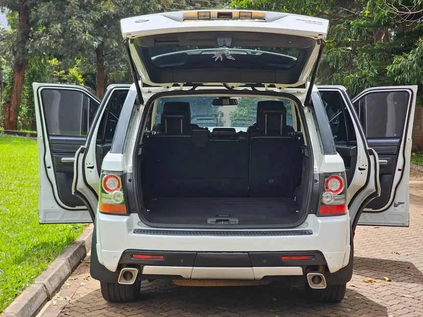 Land Rover Range Rover Fully Loaded 😲 💪 Fully Loaded QUICK SALE. Cars from 150K, 30% Deposit lipa pole pole. Hire purchase installments HP Car IMPORT 0% DEPOSIT. UpTo 70% financing/finance NO CRB STATUS CHECK Trade in OK