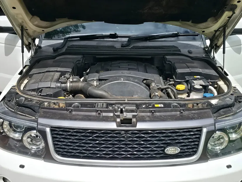 Land Rover Range Rover Fully Loaded 😲 💪 Fully Loaded QUICK SALE. Cars from 150K, 30% Deposit lipa pole pole. Hire purchase installments HP Car IMPORT 0% DEPOSIT. UpTo 70% financing/finance NO CRB STATUS CHECK Trade in OK