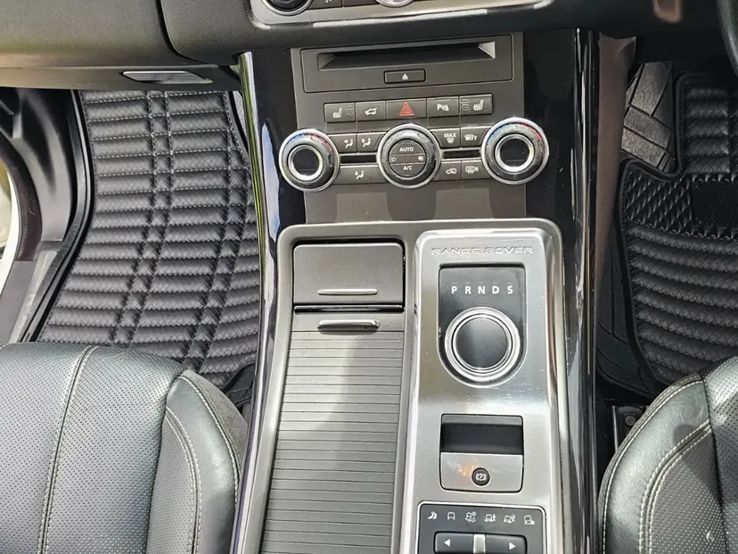 Cars For Sale in Kenya Car/motor vehicle-Land Rover Range Rover Fully Loaded 2010 2.3M negotiable 😲 💪 Fully Loaded QUICK SALE. Cars from 150K, 30% Deposit lipa pole pole. Hire purchase installments HP Car IMPORT 0% DEPOSIT. UpTo 70% financing/finance NO CRB STATUS CHECK Trade in OK 14