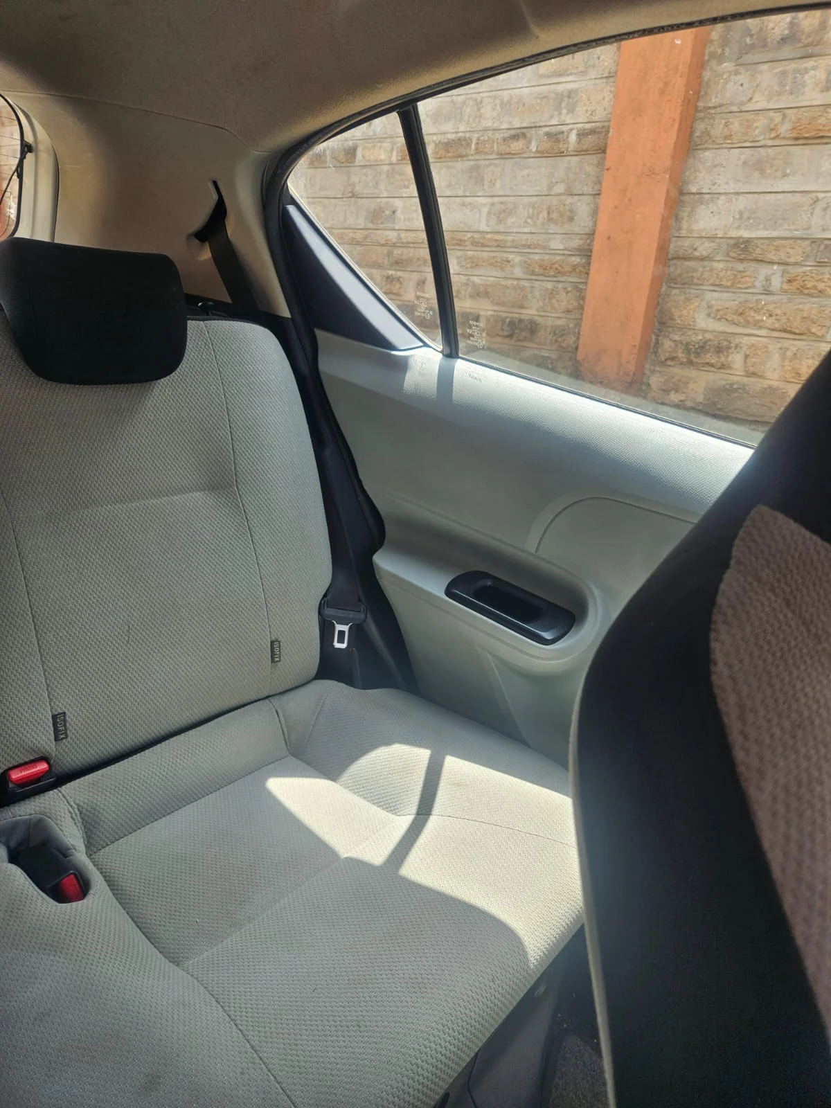 Toyota Aqua Very clean Asian owner QUICK SALE 😲. Cars from 150K, 30% Deposit lipa pole pole. Hire purchase installments HP. UpTo 70% financing/finance NO CRB STATUS CHECK Trade in OK