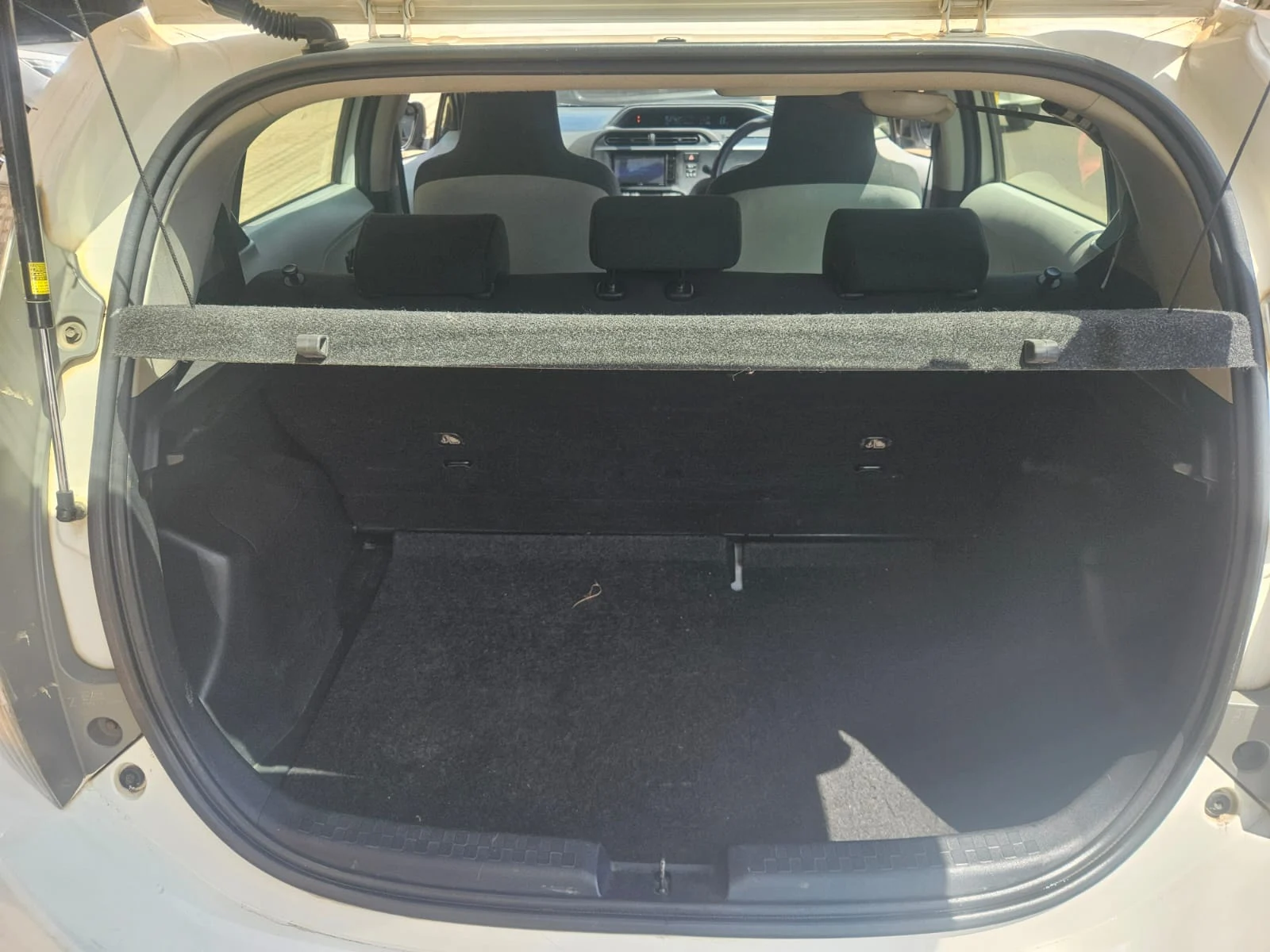Toyota Aqua Very clean Asian owner QUICK SALE 😲. Cars from 150K, 30% Deposit lipa pole pole. Hire purchase installments HP. UpTo 70% financing/finance NO CRB STATUS CHECK Trade in OK