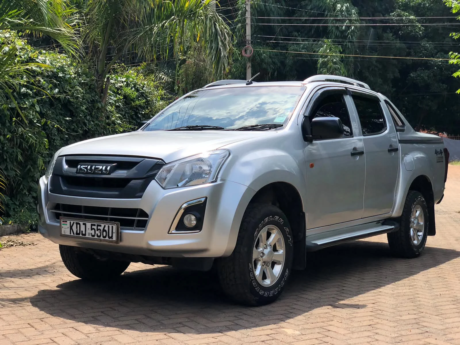 Isuzu D-max Pick up Double Cab local Assembly 2022 New Shape 😲 💪 Fully Loaded QUICK SALE. Cars from 150K, 30% Deposit lipa pole pole. Hire purchase installments HP Car IMPORT 0% DEPOSIT. UpTo 70% financing/finance NO CRB STATUS CHECK Trade in OK