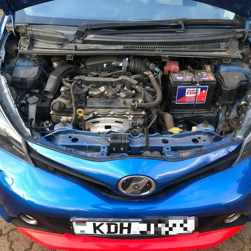 Toyota Vitz 1300cc Very clean Asian owner QUICK SALE 😲. Cars from 150K, 30% Deposit lipa pole pole. Hire purchase installments HP. UpTo 70% financing/finance NO CRB STATUS CHECK Trade in OK