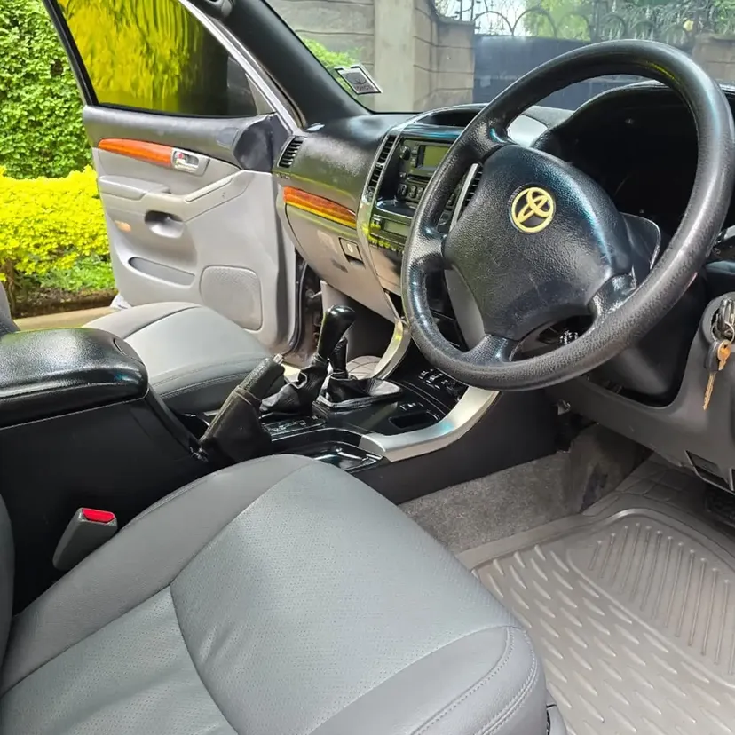 Toyota Land Cruiser Prado j120 DIESEL SUNROOF LEATHER Very clean 😲 💪 Fully Loaded QUICK SALE. Cars from 150K, 30% Deposit lipa pole pole. Hire purchase installments HP Car IMPORT 0% DEPOSIT. UpTo 70% financing/finance NO CRB STATUS CHECK Trade in OK