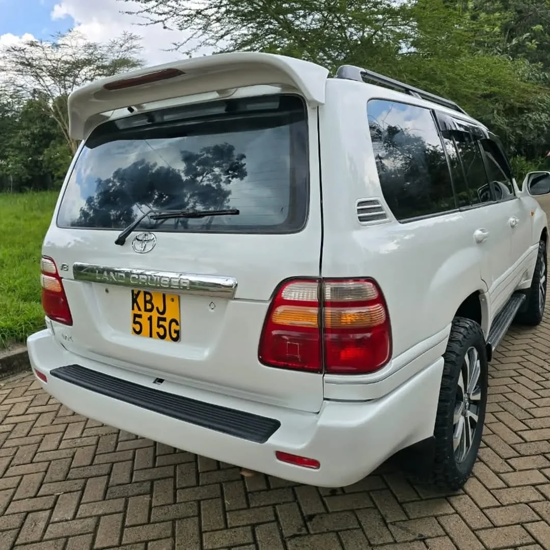 Toyota Land Cruiser V8 100 series 😲 💪 Fully Loaded QUICK SALE. Cars from 150K, 30% Deposit lipa pole pole. Hire purchase installments HP Car IMPORT 0% DEPOSIT. UpTo 70% financing/finance NO CRB STATUS CHECK Trade in OK