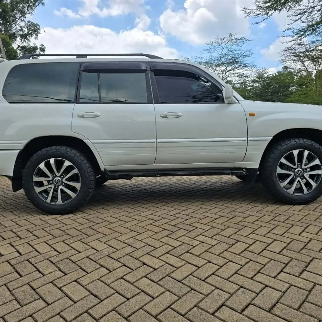 Toyota Land Cruiser V8 100 series 😲 💪 Fully Loaded QUICK SALE. Cars from 150K, 30% Deposit lipa pole pole. Hire purchase installments HP Car IMPORT 0% DEPOSIT. UpTo 70% financing/finance NO CRB STATUS CHECK Trade in OK