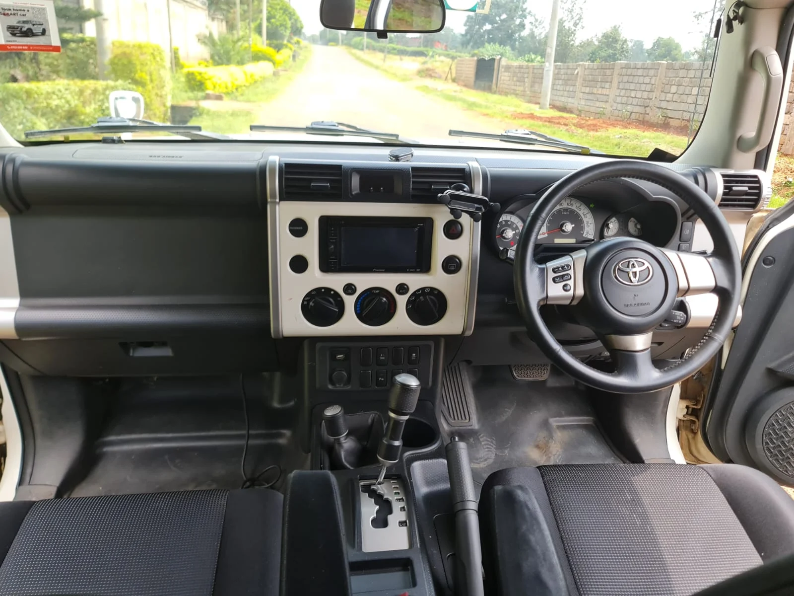 Toyota FJ CRUISER Local Assembly Very Clean 😲 💪 Fully Loaded QUICK SALE. Cars from 150K, 30% Deposit lipa pole pole. Hire purchase installments HP Car IMPORT 0% DEPOSIT. UpTo 70% financing/finance NO CRB STATUS CHECK Trade in OK