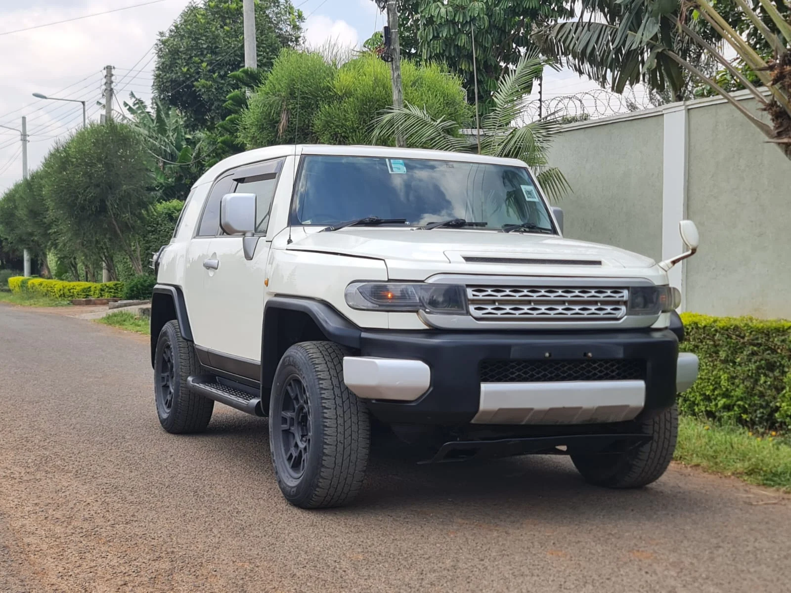 Toyota FJ CRUISER Local Assembly Very Clean 😲 💪 Fully Loaded QUICK SALE. Cars from 150K, 30% Deposit lipa pole pole. Hire purchase installments HP Car IMPORT 0% DEPOSIT. UpTo 70% financing/finance NO CRB STATUS CHECK Trade in OK
