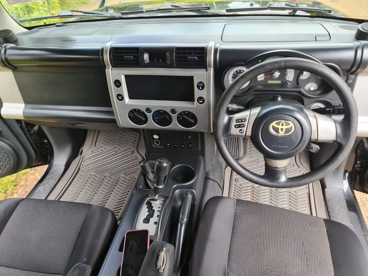 Toyota FJ CRUISER Wow 😲 💪 Fully Loaded QUICK SALE. Cars from 150K, 30% Deposit lipa pole pole. Hire purchase installments HP Car IMPORT 0% DEPOSIT. UpTo 70% financing/finance NO CRB STATUS CHECK Trade in OK