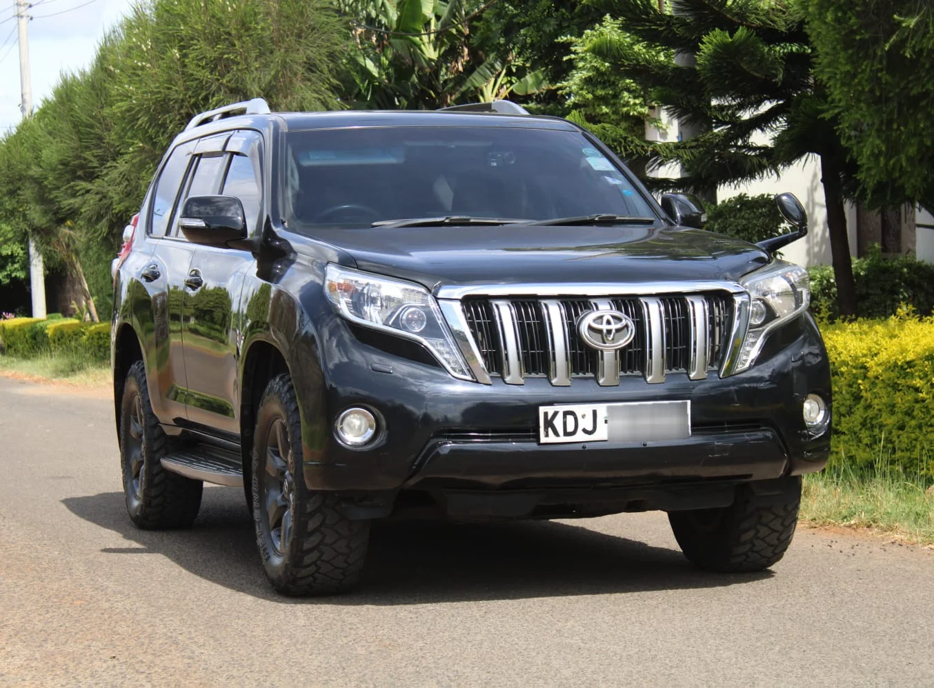 Toyota Land Cruiser Prado with SUNROOF j150 😲 💪 Fully Loaded QUICK SALE. Cars from 150K, 30% Deposit lipa pole pole. Hire purchase installments HP Car IMPORT 0% DEPOSIT. UpTo 70% financing/finance NO CRB STATUS CHECK Trade in OK