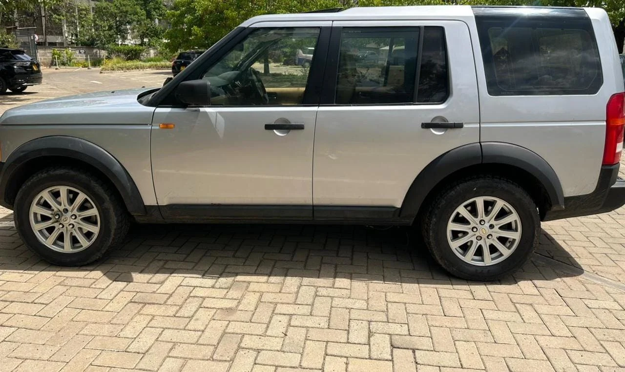 Land Rover Discovery 3 Disco triple Sunroof 😲 💪 Fully Loaded QUICK SALE. Cars from 150K, 30% Deposit lipa pole pole. Hire purchase installments HP Car IMPORT 0% DEPOSIT. UpTo 70% financing/finance NO CRB STATUS CHECK Trade in OK