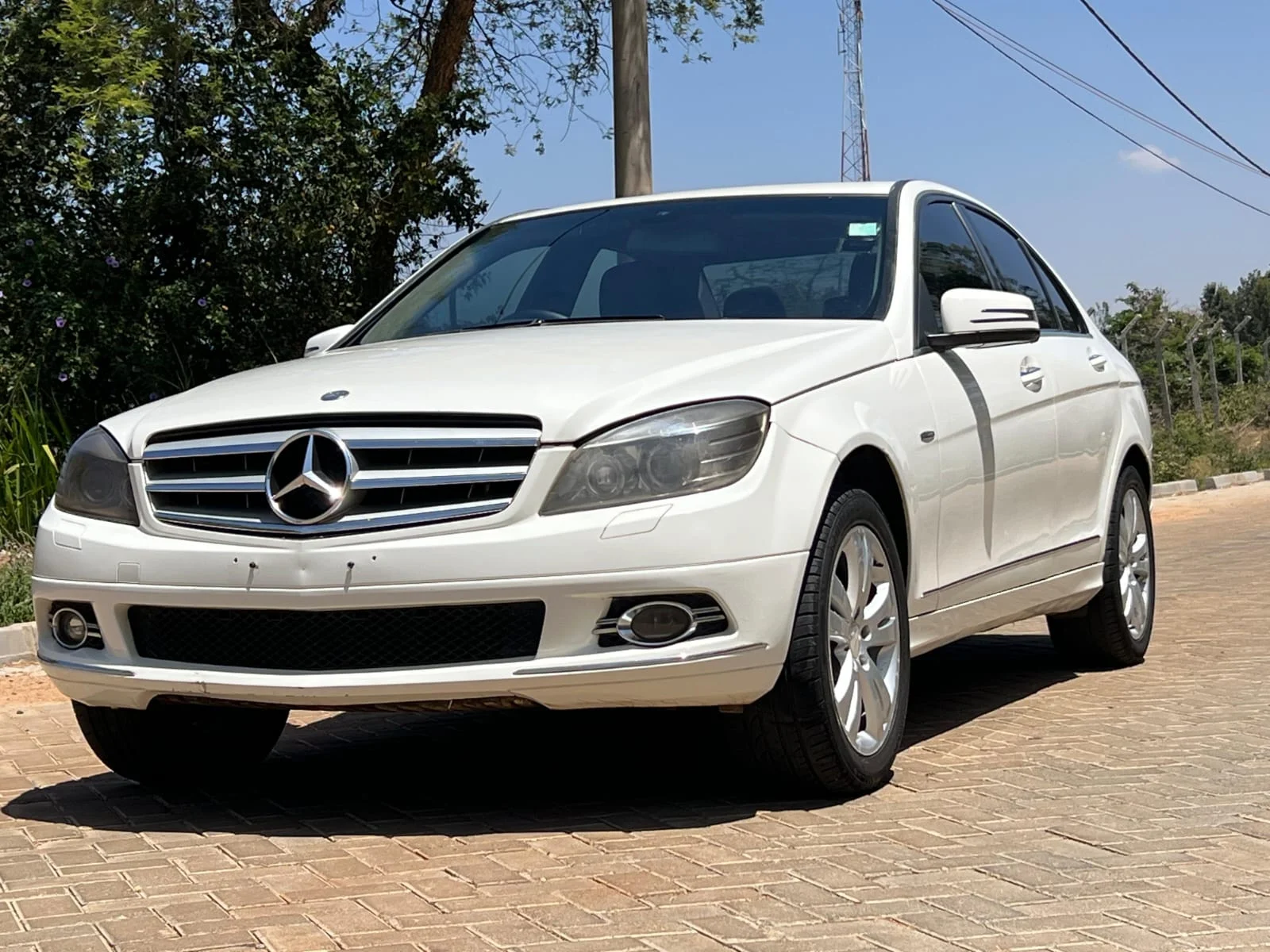Mercedes Benz c200 2012 1.4M😲. Cars from 150K, 30% Deposit lipa pole pole. Hire purchase installments HP. UpTo 70% financing/finance NO CRB STATUS CHECK Trade in OK