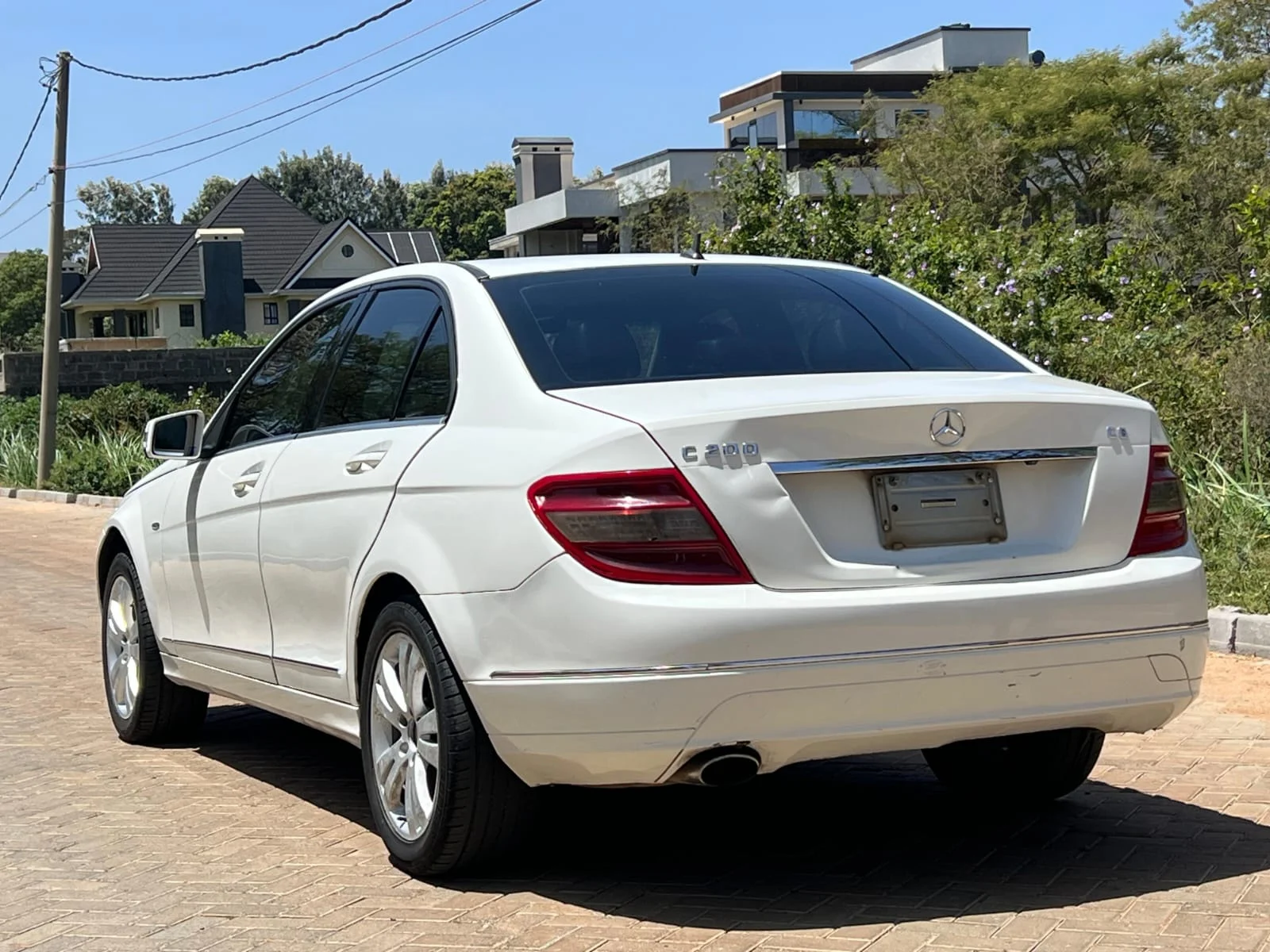 Mercedes Benz c200 2012 1.4M😲. Cars from 150K, 30% Deposit lipa pole pole. Hire purchase installments HP. UpTo 70% financing/finance NO CRB STATUS CHECK Trade in OK