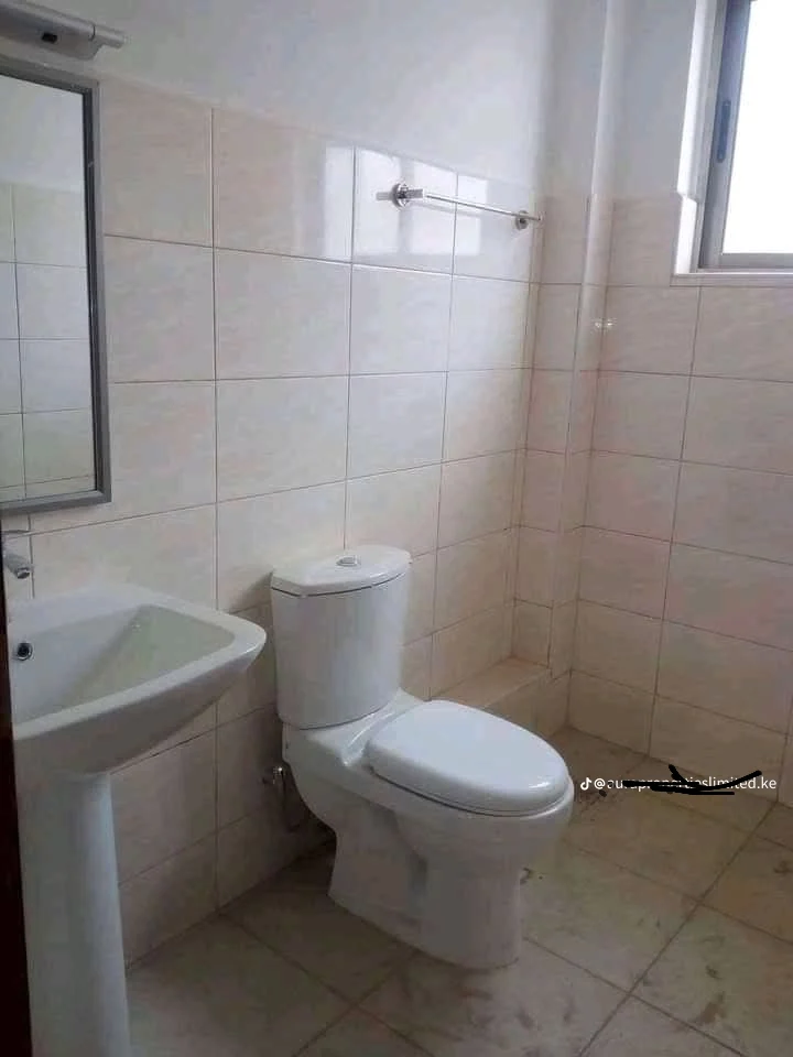 Greatwall Gardens 2 Bedroom with Dsq 2nd Floor 4.4M(Distress Sale negotiable) Apartment For Sale Athi River with All Amenities like Malls, Schools Swimming Pool etc