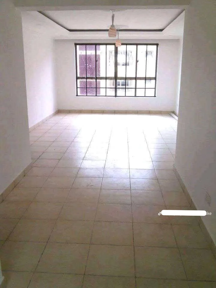 3 bedroom 5th Flr on Distress on Sale Apartment For Sale Ground floor on Sale Athi River with All Amenities like Malls, Schools Swimming Pool etc