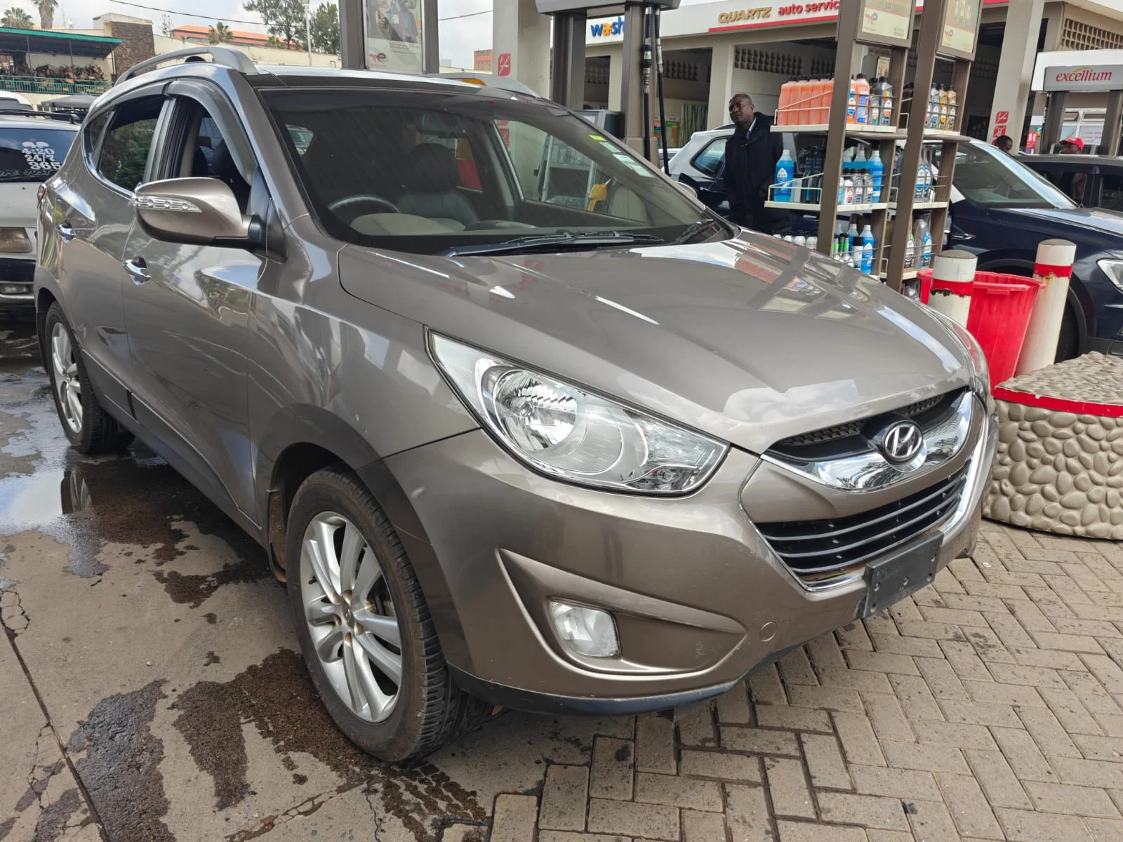 Hyundai Tuscon 22k km mileage Asian owner Cleanest 😲 QUICK SALE. Cars from 150K, 30% Deposit lipa pole pole. Hire purchase installments HP. UpTo 70% financing/finance NO CRB STATUS CHECK Trade in OK