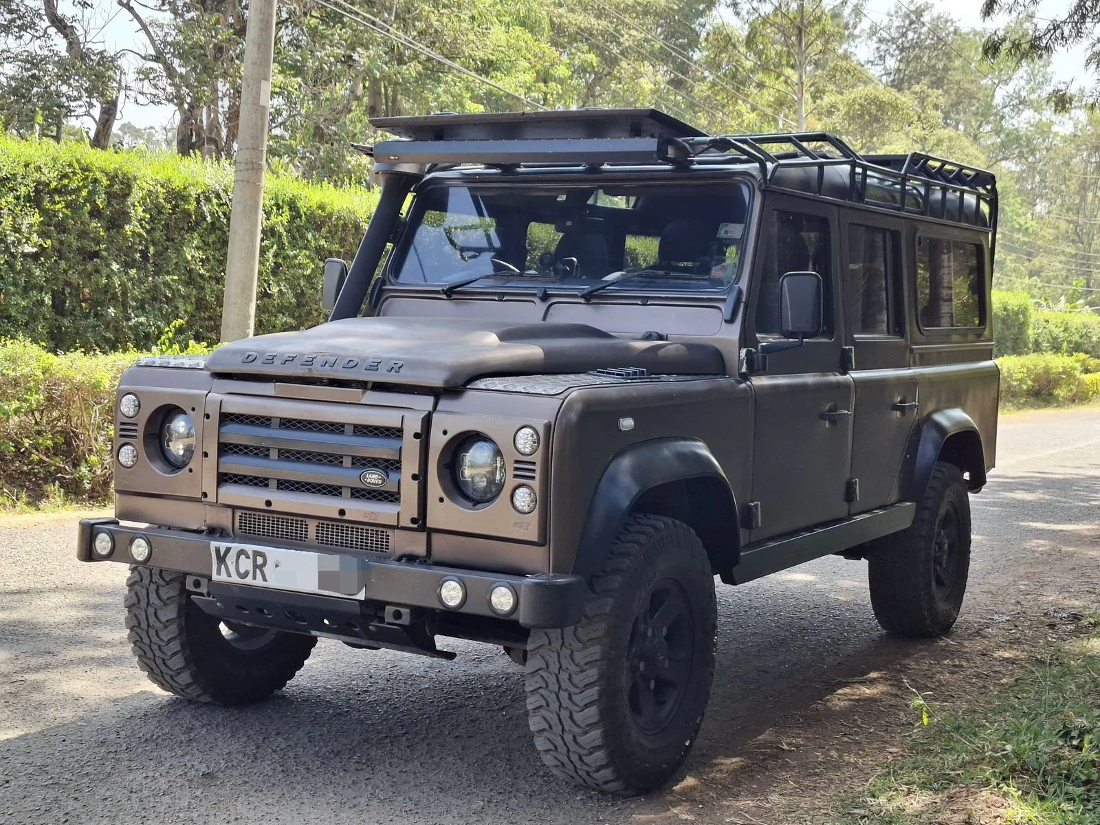 Land Rover Defender PUMA double Sunroof Tour Van 😲 💪 Fully Loaded QUICK SALE. Cars from 150K, 30% Deposit lipa pole pole. Hire purchase installments HP Car IMPORT 0% DEPOSIT. UpTo 70% financing/finance NO CRB STATUS CHECK Trade in OK