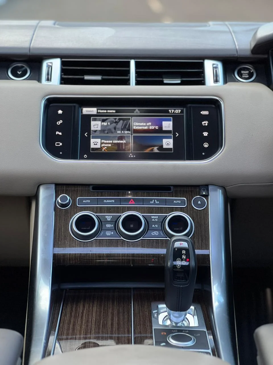 Range Rover sport HSE sport Lady Owner Panoramic etc😲 💪 Fully Loaded QUICK SALE. Cars from 150K, 30% Deposit lipa pole pole. Hire purchase installments HP Car IMPORT 0% DEPOSIT. UpTo 70% financing/finance NO CRB STATUS CHECK Trade in OK