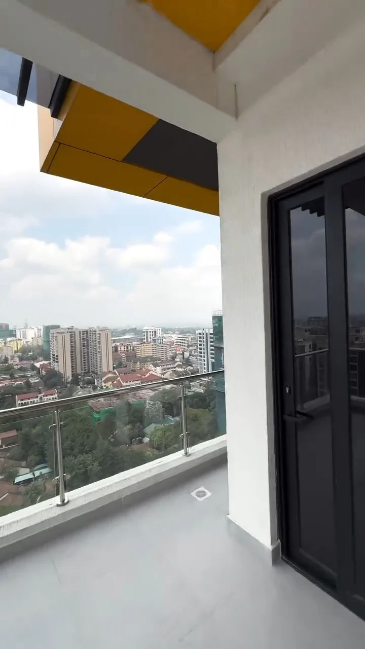 PENTHOUSE: 5 Bedrooms all ensuite with DSQ in Kilimani 0724260188