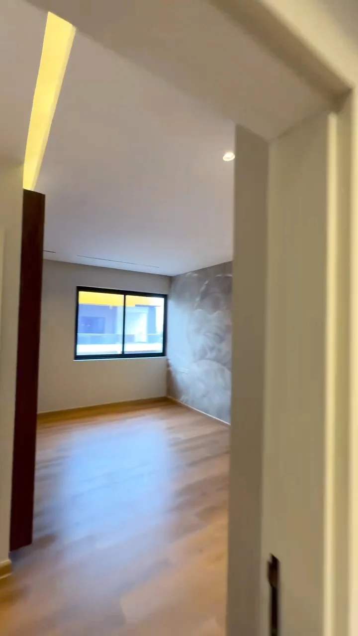 PENTHOUSE: 5 Bedrooms all ensuite with DSQ in Kilimani 0724260188