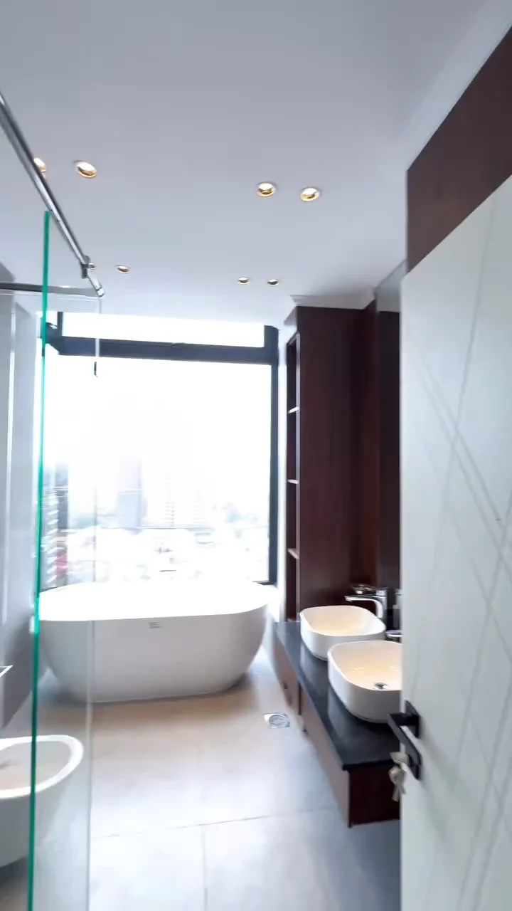 PENTHOUSE: 5 Bedrooms all ensuite with DSQ in Kilimani 0724260188