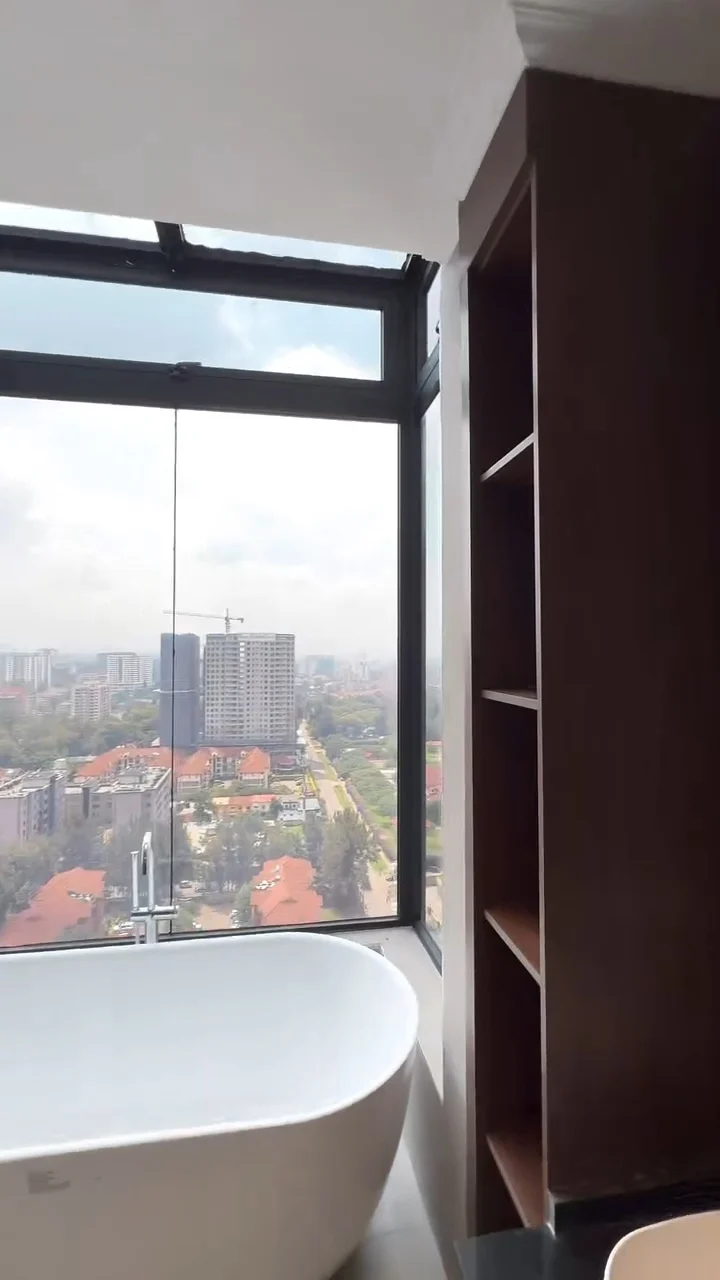 PENTHOUSE: 5 Bedrooms all ensuite with DSQ in Kilimani 0724260188