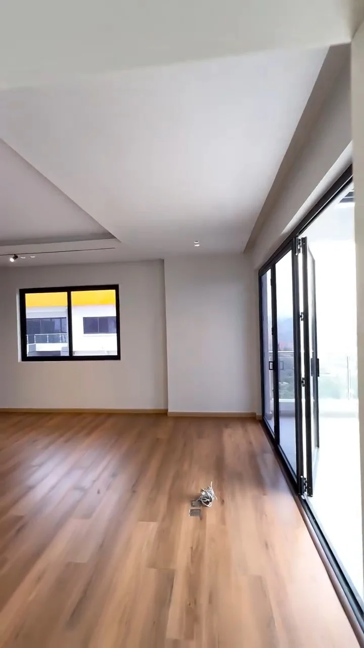 PENTHOUSE: 5 Bedrooms all ensuite with DSQ in Kilimani 0724260188